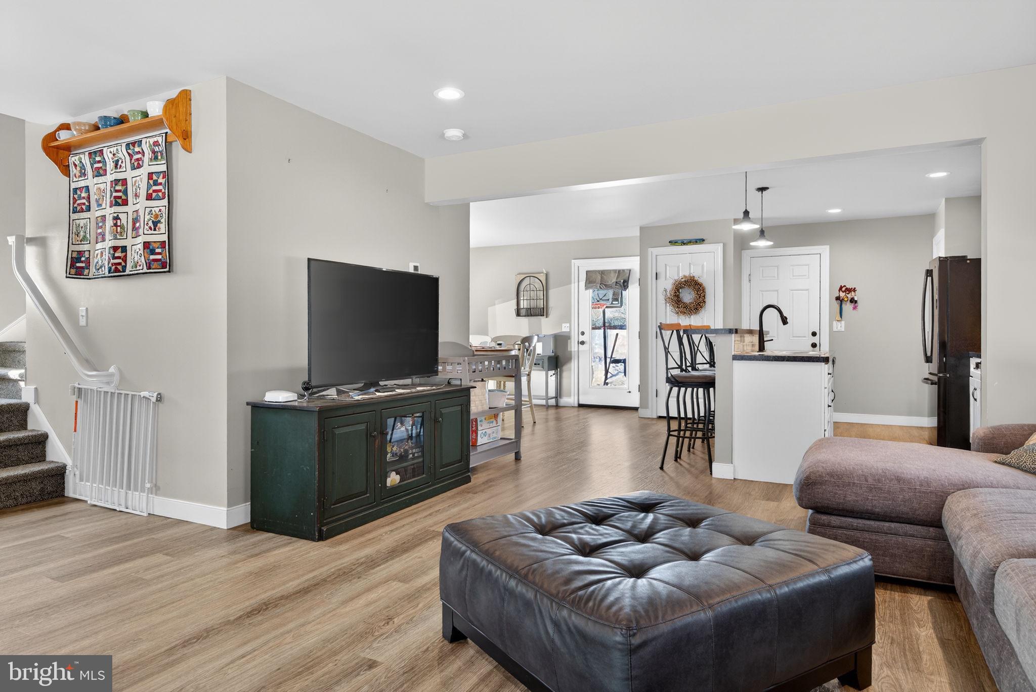 94 North Reamstown Road Reamstown, PA 17567 - Photo 7 of 42 FR