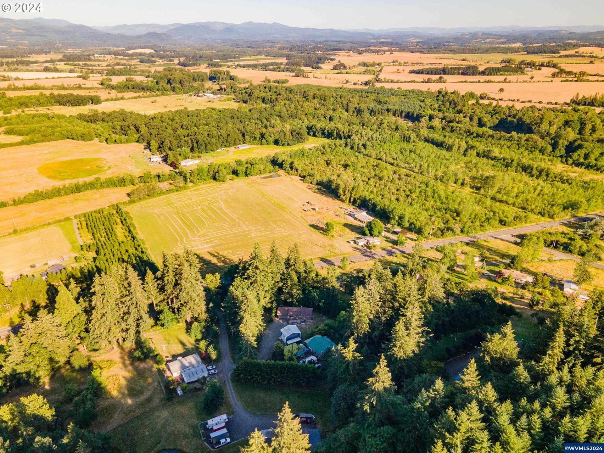 38895 Hungry Hill Road Scio, OR 97374 - Photo 4 of 29 Gallery Image 4