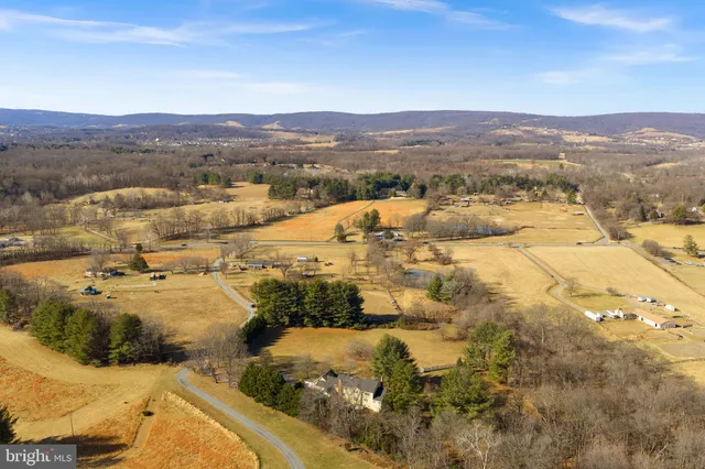 $1,500,000 | 16764 Hillsboro Road, Purcellville, VA 20132