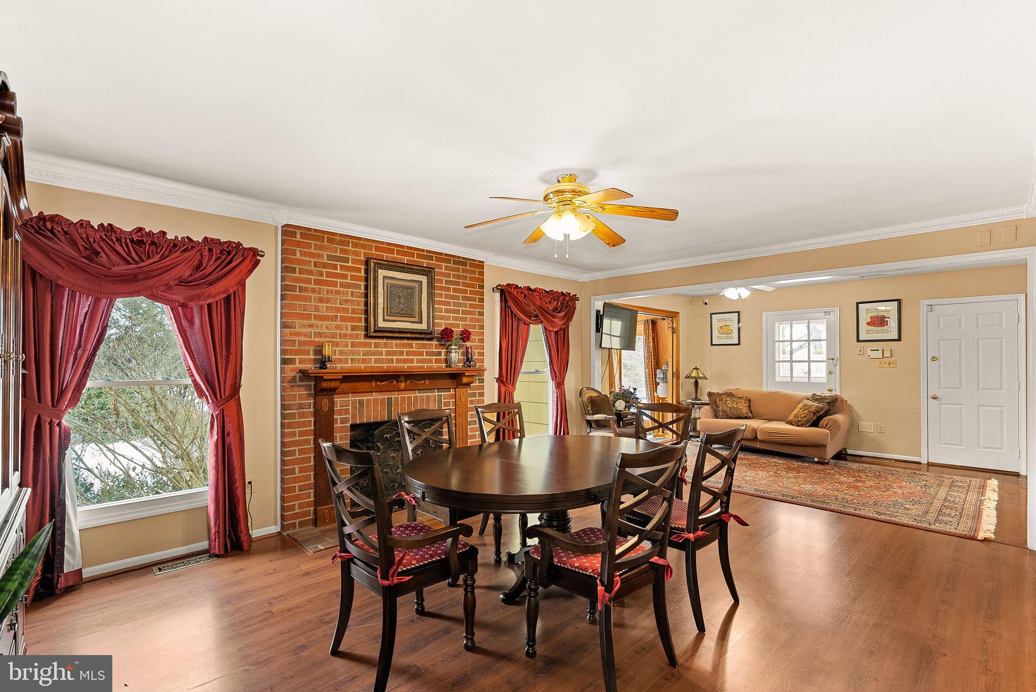 16764 Hillsboro Road Purcellville, VA 20132 - Photo 7 of 74