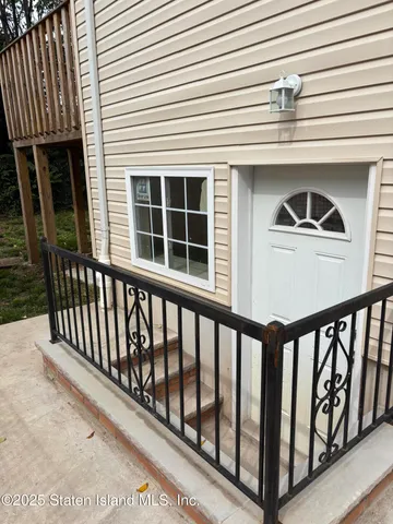 a view of a black and white door