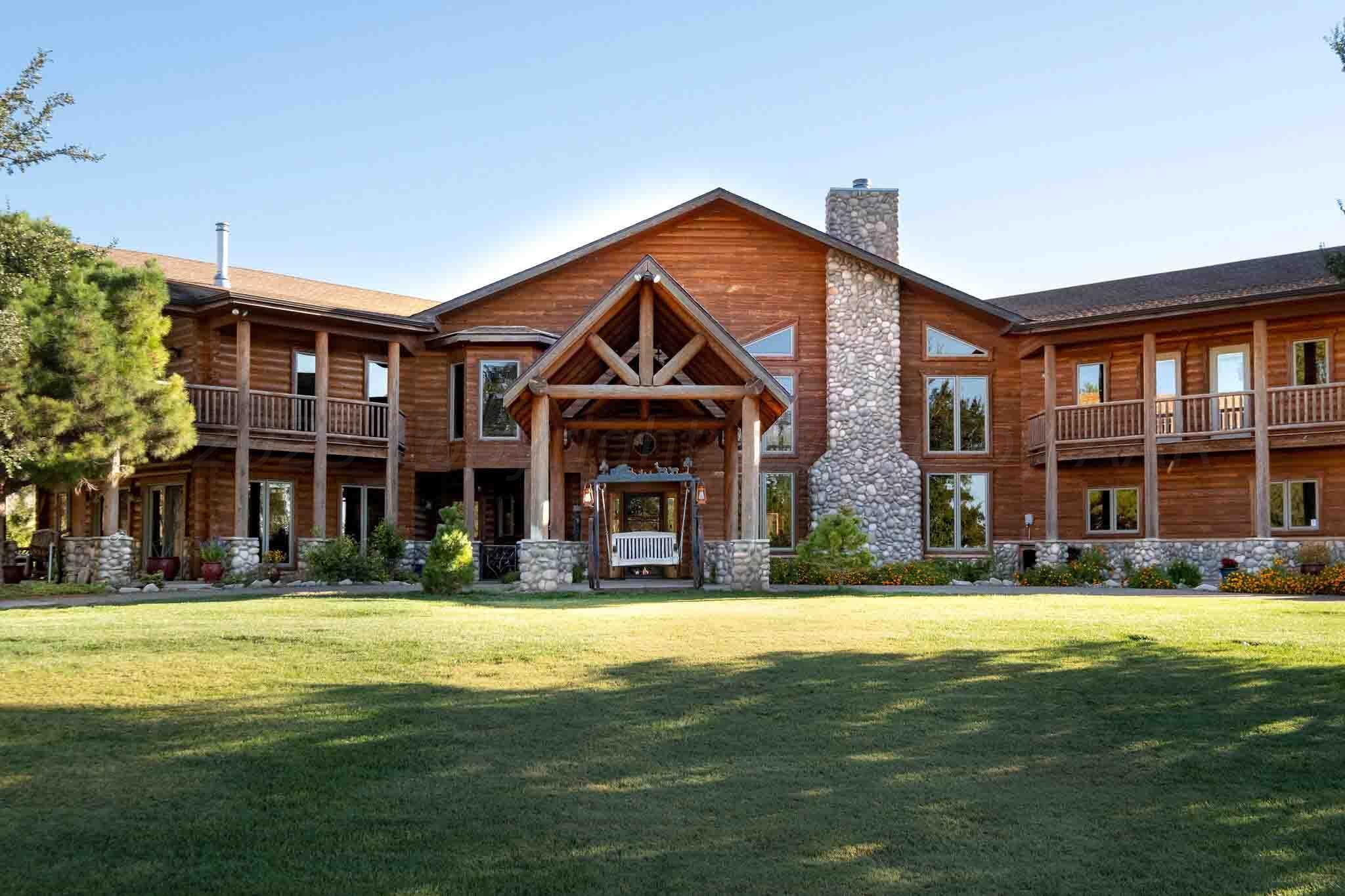 21401 Hope Road Canyon, TX 79015 - Photo 2 of 121 a front view of building with yard