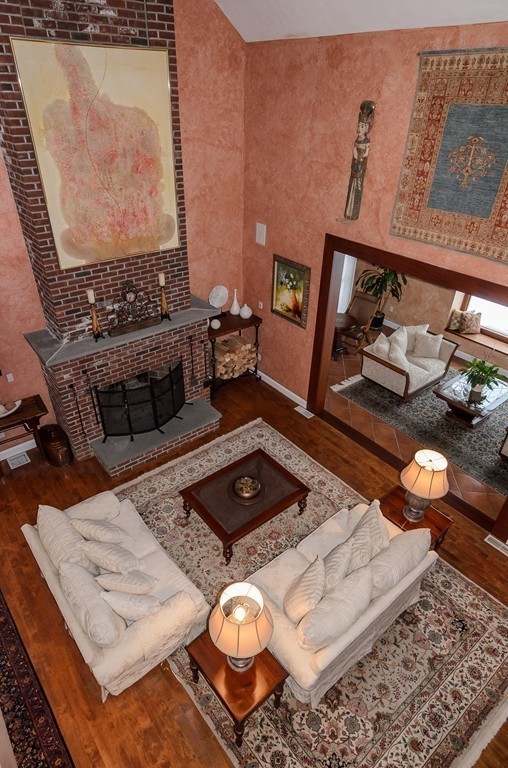 5 Wareland Road Wellesley, MA 02481 - Photo 4 of 19