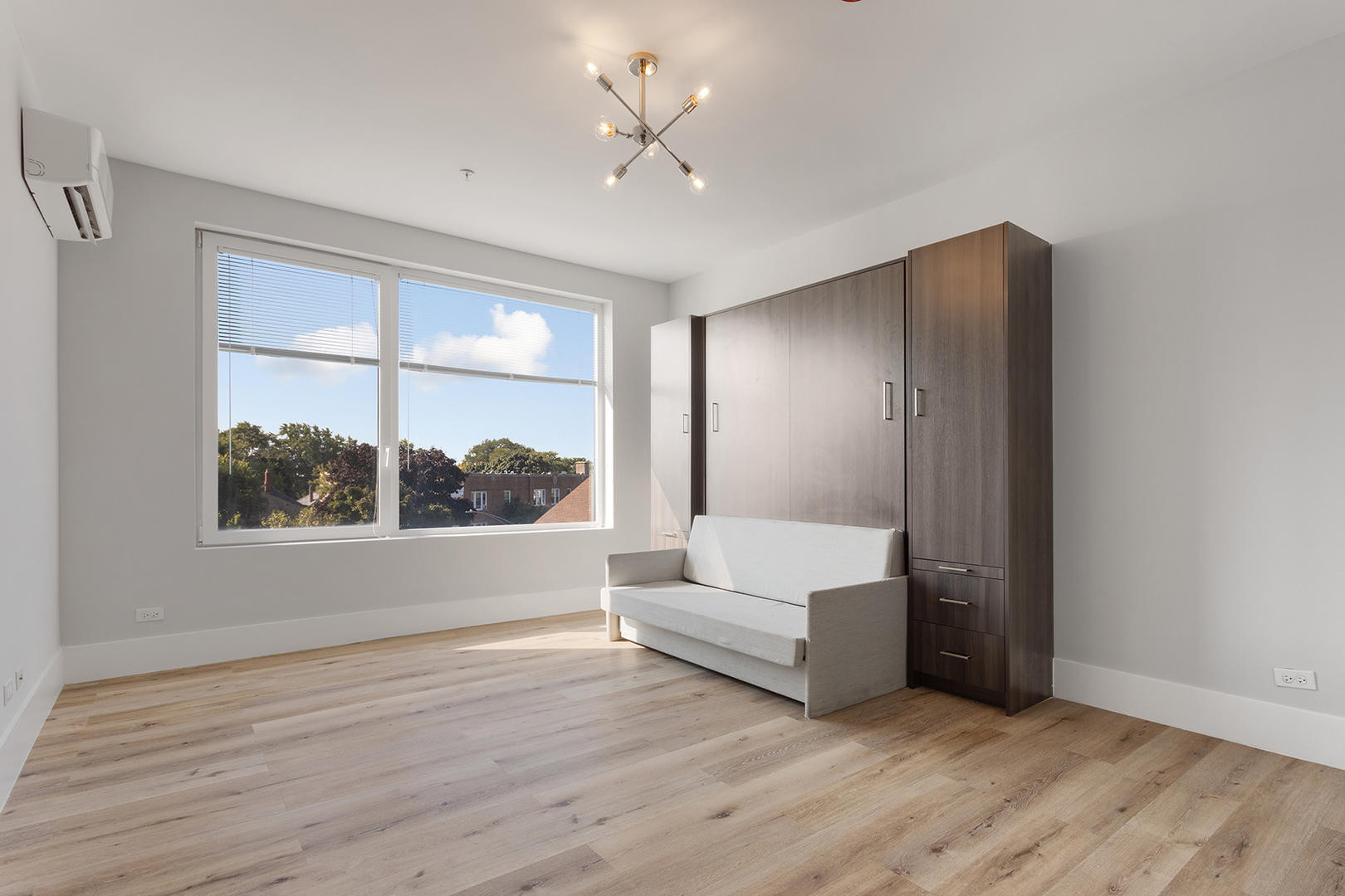 1531 West Howard Street, Unit 404 Chicago, IL 60626 - Photo 2 of 17