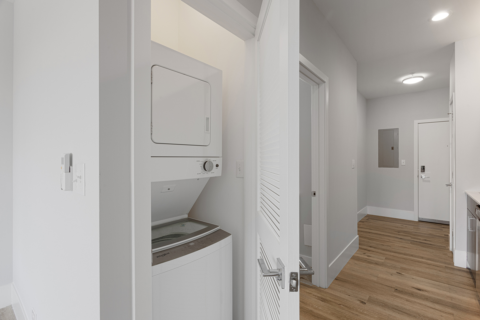 1531 West Howard Street, Unit 404 Chicago, IL 60626 - Photo 5 of 17