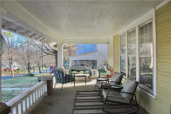 $275,000 | 2238 North 22nd Street, St. Joseph, MO 64505