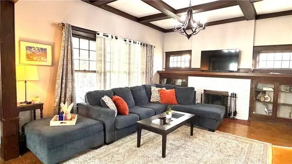 $275,000 | 2238 North 22nd Street, St. Joseph, MO 64505