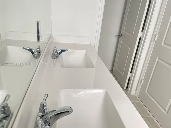 $2,750 | 1427 Southeast 7th Terrace, Unit 1427, Homestead, FL 33034