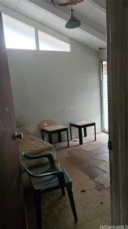 $749,000 | 946 Halona Street, Honolulu, HI 96817