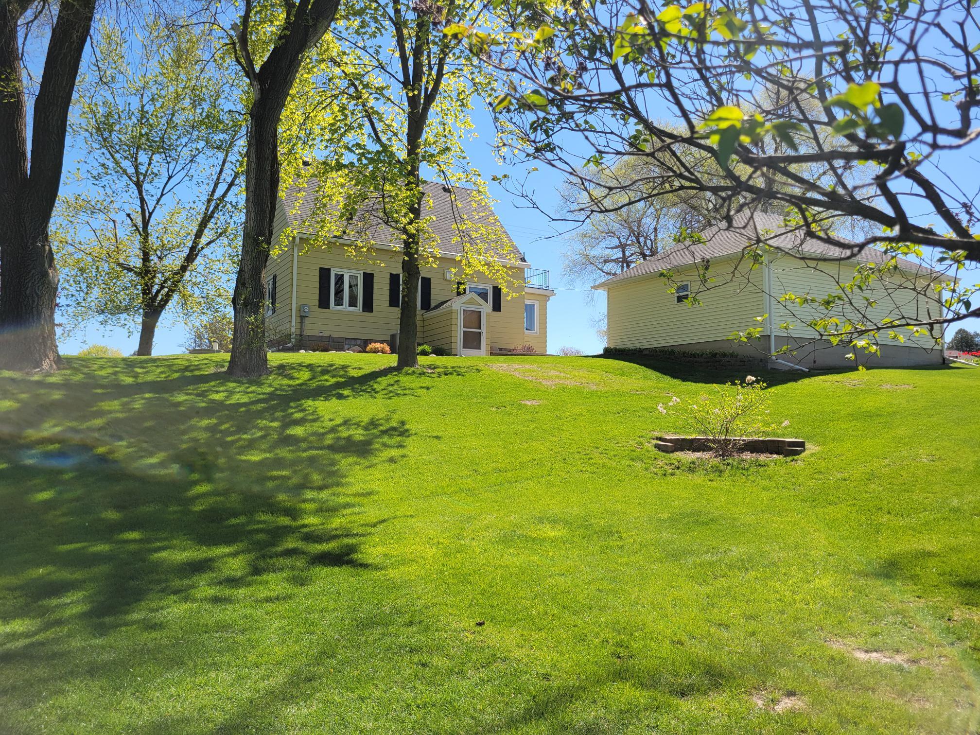 12228 Marken Road Meeme, WI 53042 - Photo 31 of 35 20260514_104151