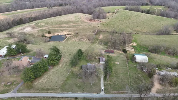 $299,900 | 231 Austin Road, Lafayette, TN 37083