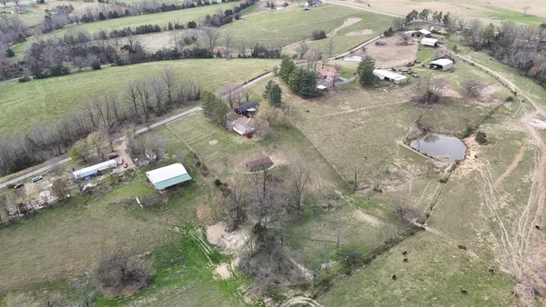 $299,900 | 231 Austin Road, Lafayette, TN 37083