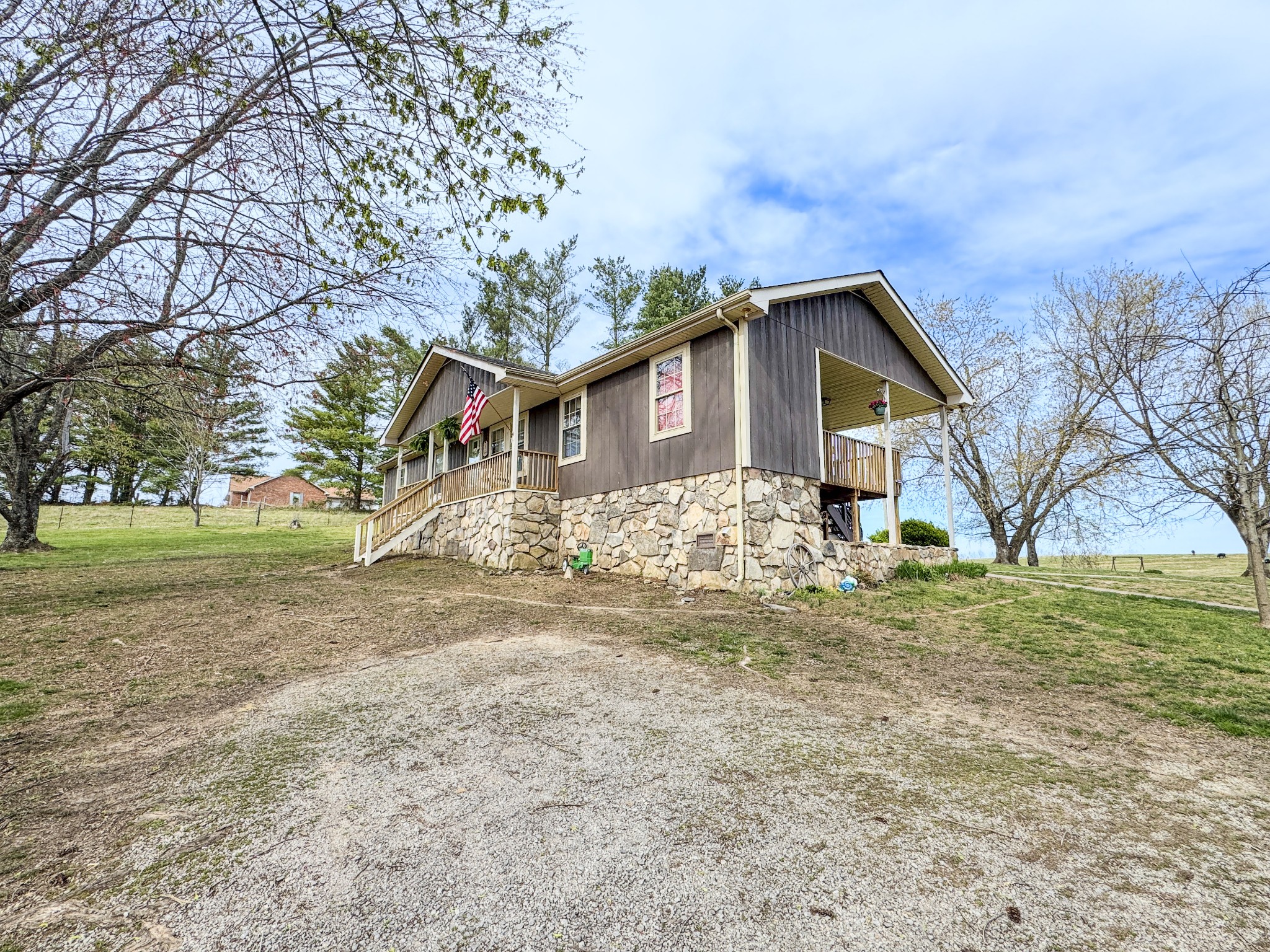 231 Austin Road Lafayette, TN 37083 - Photo 4 of 44