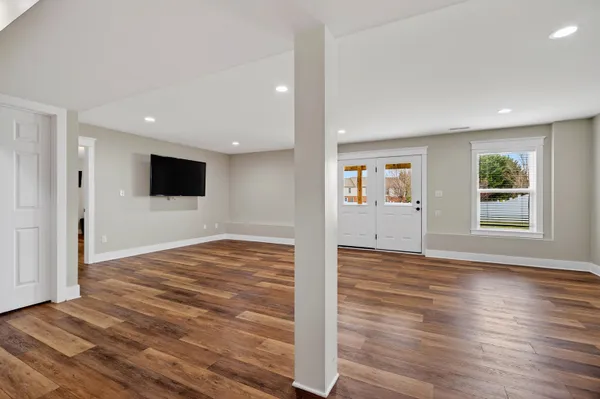 $499,999 | 30 Oakbridge Drive, Waynesboro, VA 22980