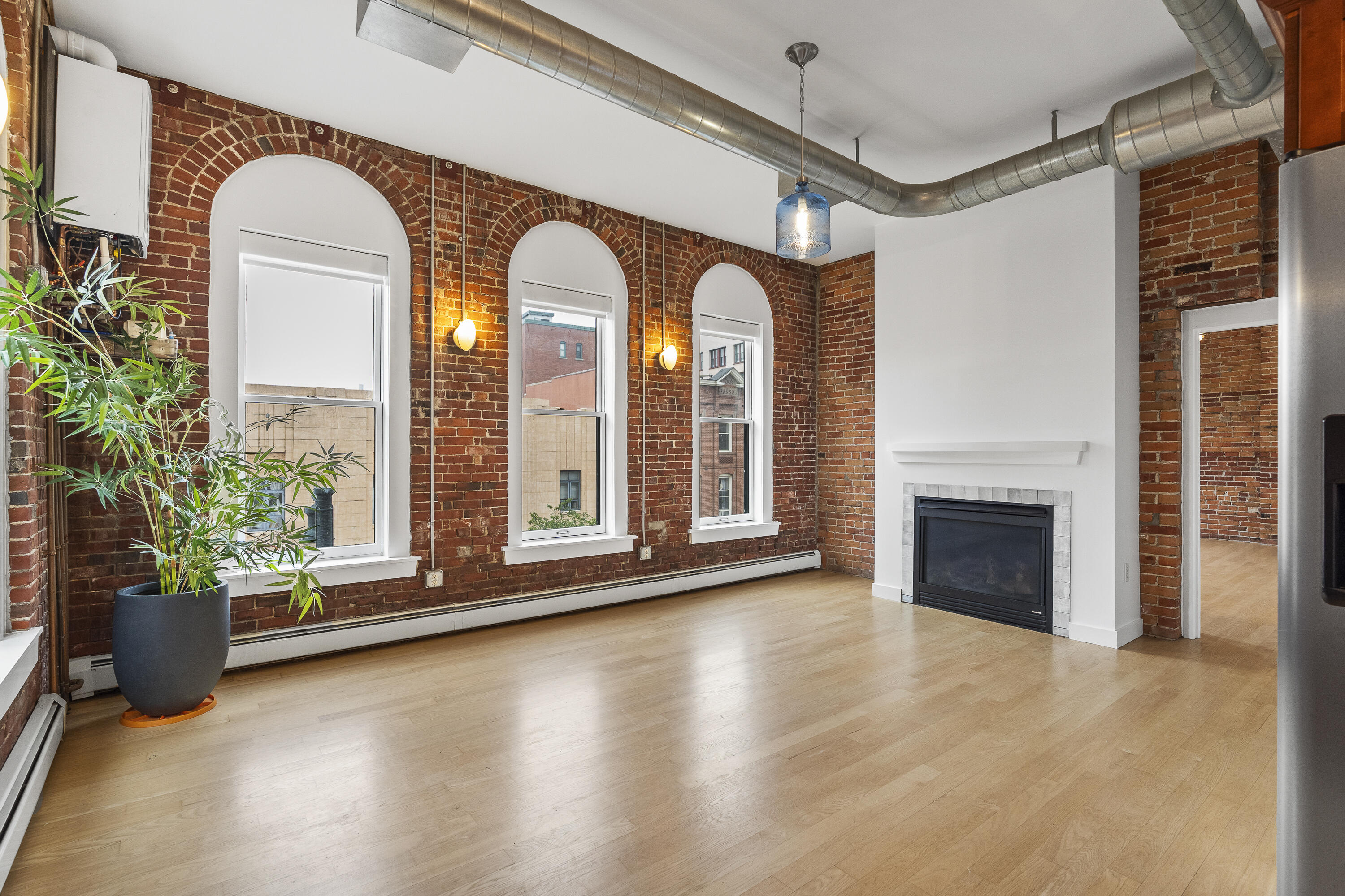 547 Congress Street, Unit 3B Portland, ME 04101 - Photo 11 of 29 28-537A Congress St, #302, Portland, ME-