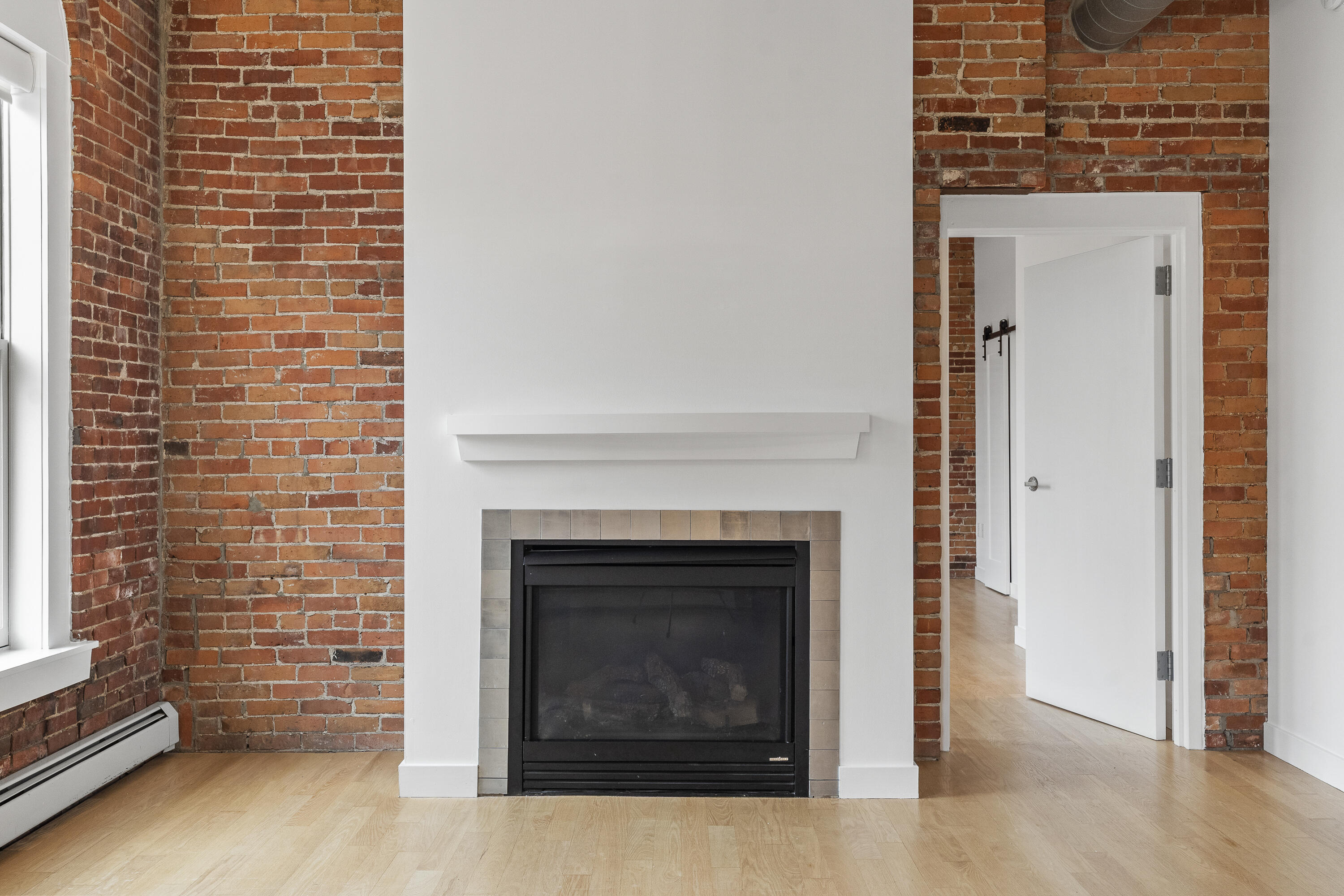 547 Congress Street, Unit 3B Portland, ME 04101 - Photo 12 of 29 31-537A Congress St, #302, Portland, ME-