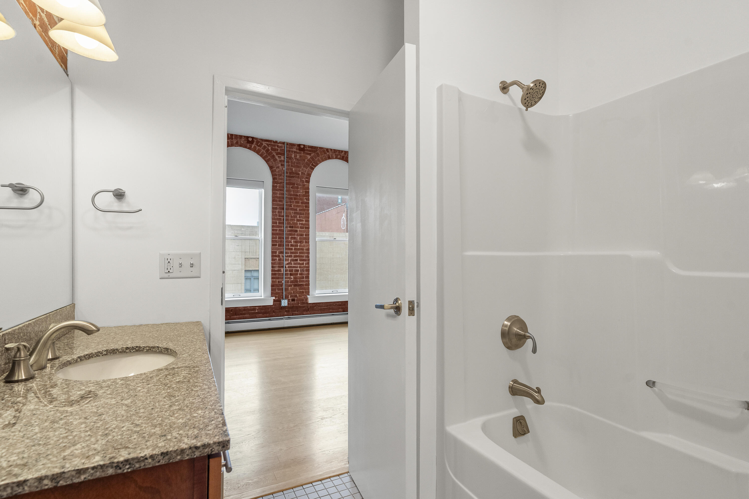 547 Congress Street, Unit 3B Portland, ME 04101 - Photo 23 of 29 46-537A Congress St, #302, Portland, ME-