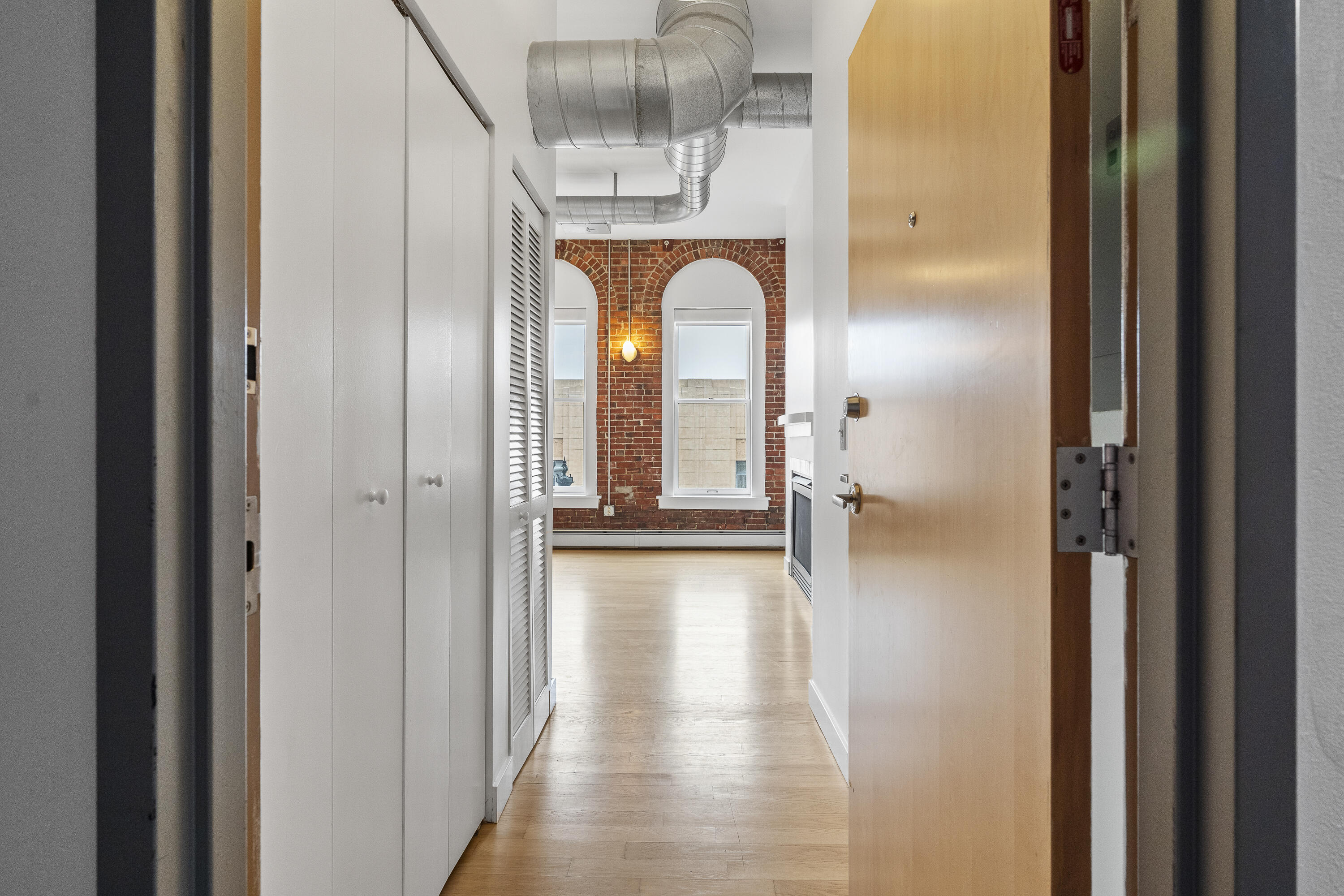 547 Congress Street, Unit 3B Portland, ME 04101 - Photo 3 of 29 16-537A Congress St, #302, Portland, ME-