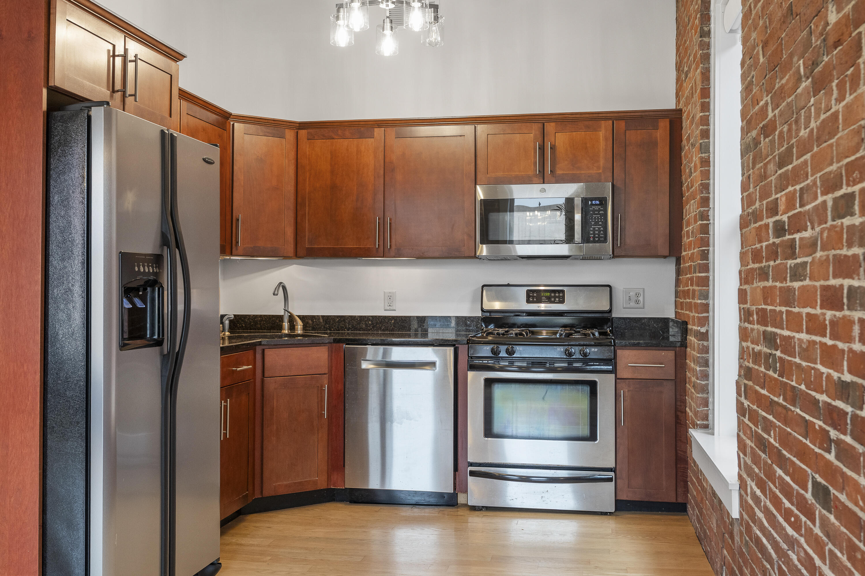 547 Congress Street, Unit 3B Portland, ME 04101 - Photo 9 of 29 25-537A Congress St, #302, Portland, ME-