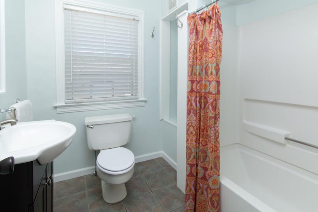 359 South Audubon Road Indianapolis, IN 46219 - Photo 5 of 27 Gallery Image 5