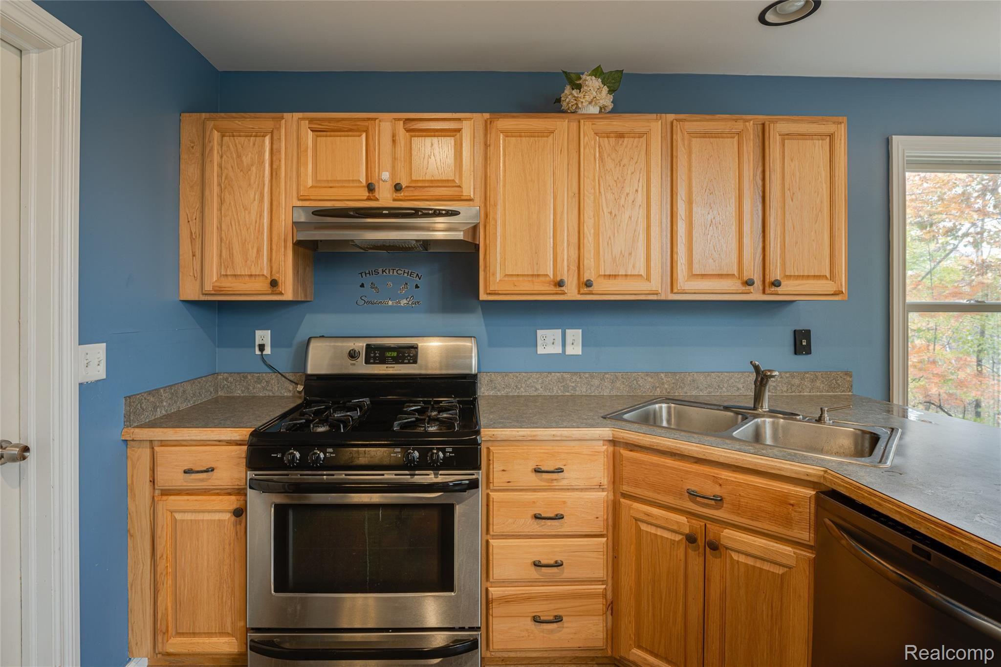 1675 Winslow Road Imlay City, MI 48444 - Photo 22 of 47 5A9E17FF-B692-4474-855C-449BD297B322.jpeg