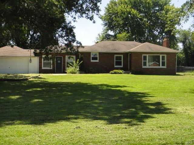 308 Eiler Road Belleville, IL 62223 - Photo 1 of 7 Gallery Image 1