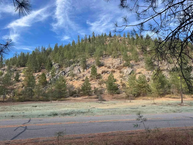 $349,000 | 13604 North Riverbluff Lane, Spokane, WA 99208