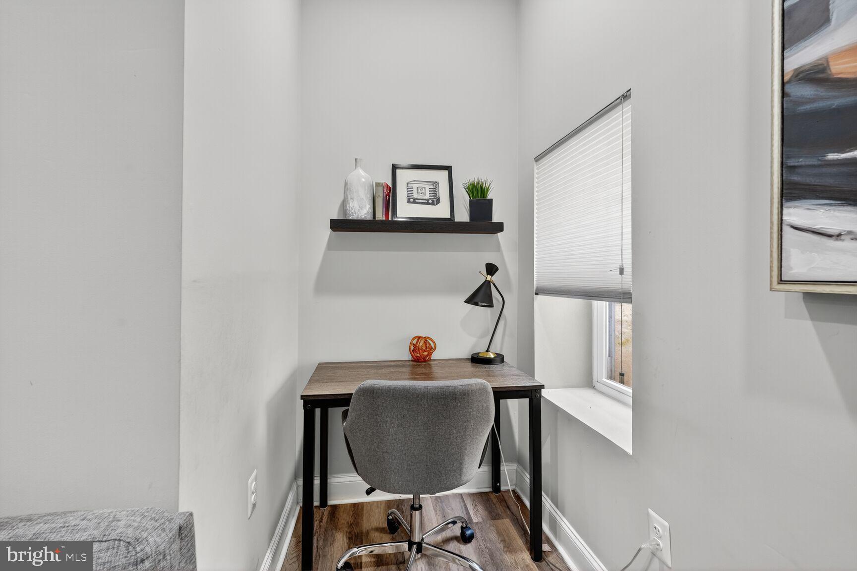 133 7th Street Southeast, Unit 3 Washington, DC 20003 - Photo 11 of 19 a work place with furniture and wooden floor