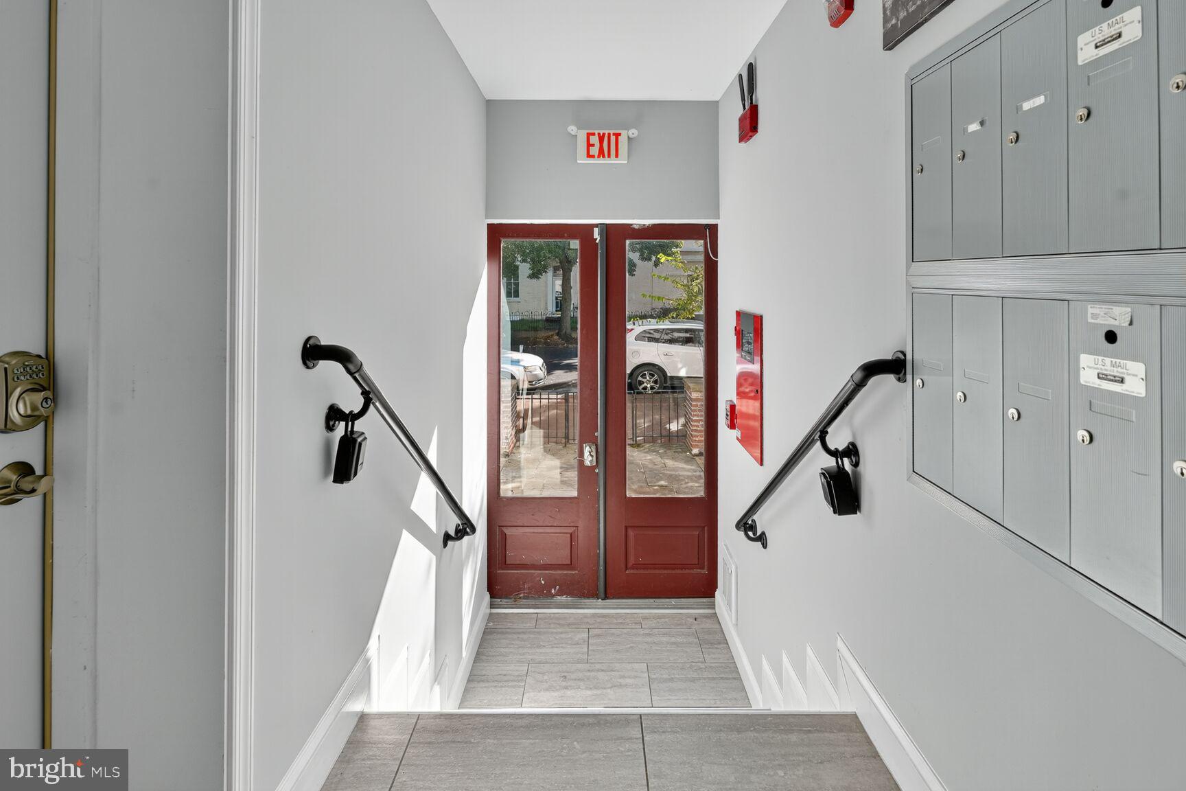 133 7th Street Southeast, Unit 3 Washington, DC 20003 - Photo 3 of 19 a view of entryway
