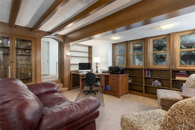 $1,600,000 | 1005 Big Tree Road, East Aurora, NY 14052