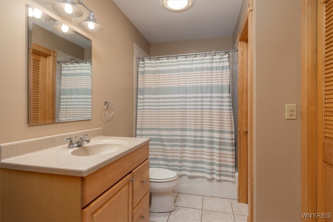 1005 Big Tree Road East Aurora, NY 14052 - Photo 44 of 50 ONE OF 2 GUEST HOUSE FULL BATHS