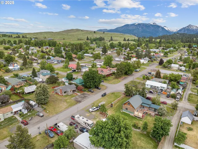 $315,000 | 504 South Lake Street, Joseph, OR 97846
