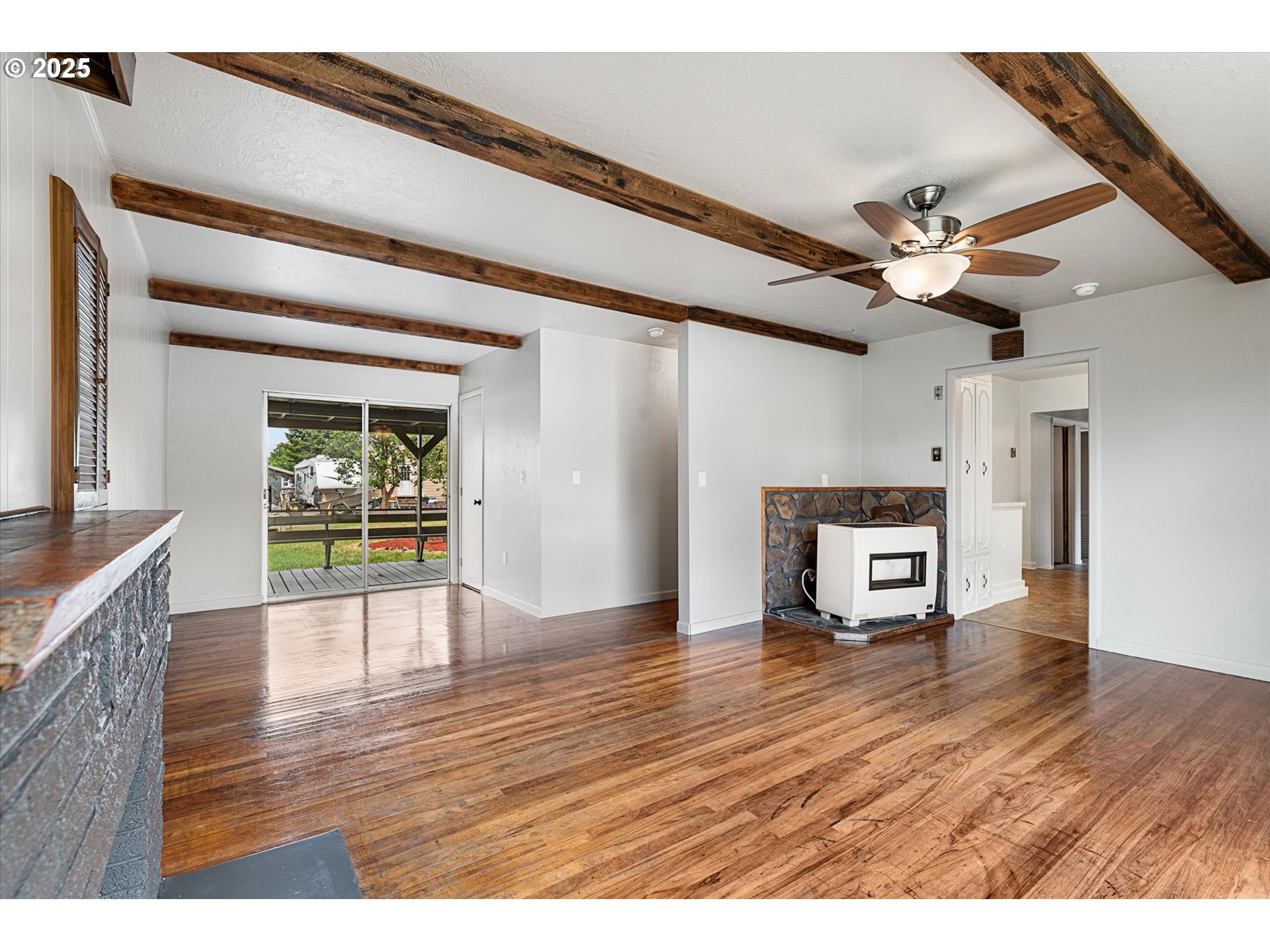 504 South Lake Street Joseph, OR 97846 - Photo 8 of 39