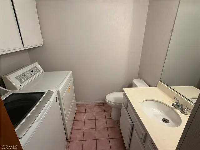 $3,400 | 13623 Valerio Street, Unit C, Van Nuys, CA 91405