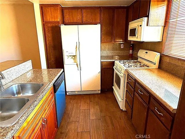 $3,400 | 13623 Valerio Street, Unit C, Van Nuys, CA 91405