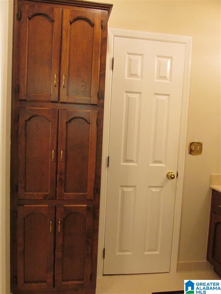 221 Oakmont Road Birmingham, AL 35244 - Photo 17 of 47