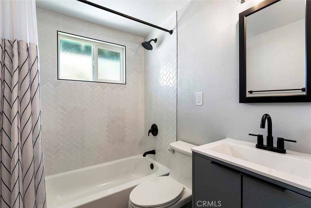 5446 Granada Street Montclair, CA 91763 - Photo 29 of 38