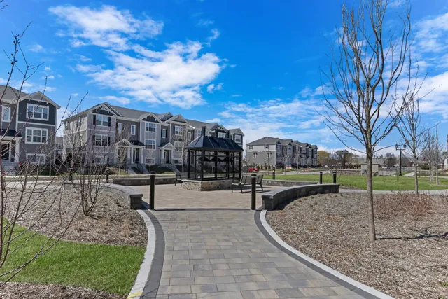 $409,990 | 573 Yosemite Way, Mundelein, IL 60060