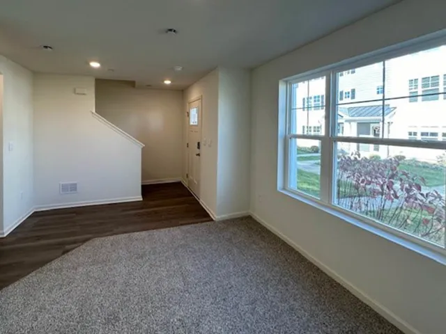 $409,990 | 573 Yosemite Way, Mundelein, IL 60060