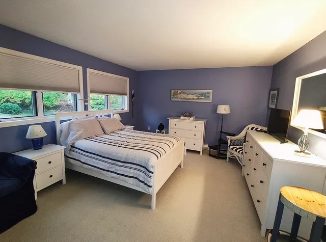 $2,000 | 41 Woodbury Drive, Unit 32, Bristol, NH 03222