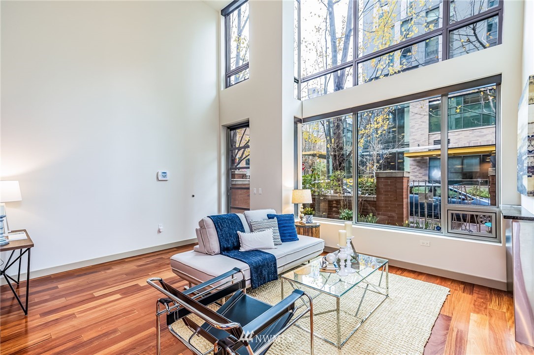 910 Lenora Street, Unit S205 Seattle, WA 98121 - Photo 7 of 38