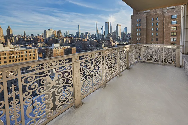 $10,500,000 | 2150 Broadway, Unit PH2B | Upper West Side