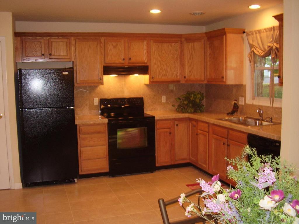 1160 Nissley Road Lancaster, PA 17601 - Photo 13 of 23 Gallery Image 13