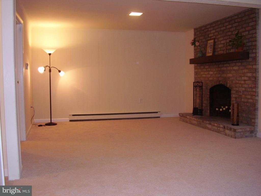 1160 Nissley Road Lancaster, PA 17601 - Photo 6 of 23 Gallery Image 6