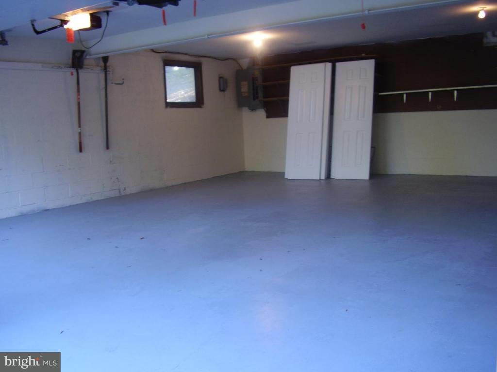 1160 Nissley Road Lancaster, PA 17601 - Photo 7 of 23 Gallery Image 7