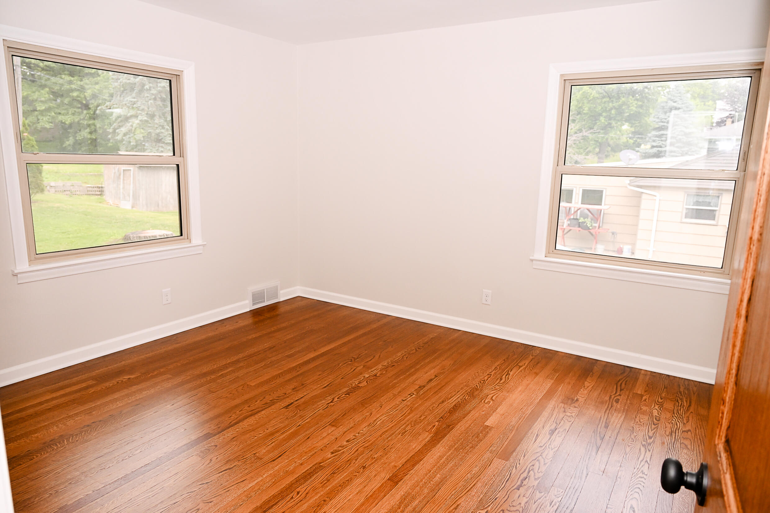 335 South High Street Port Washington, WI 53074 - Photo 20 of 25 17