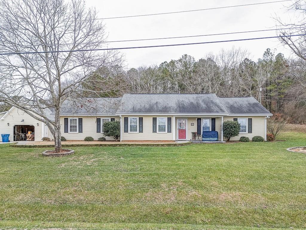 822 Johnson Lake Rd Southeast  