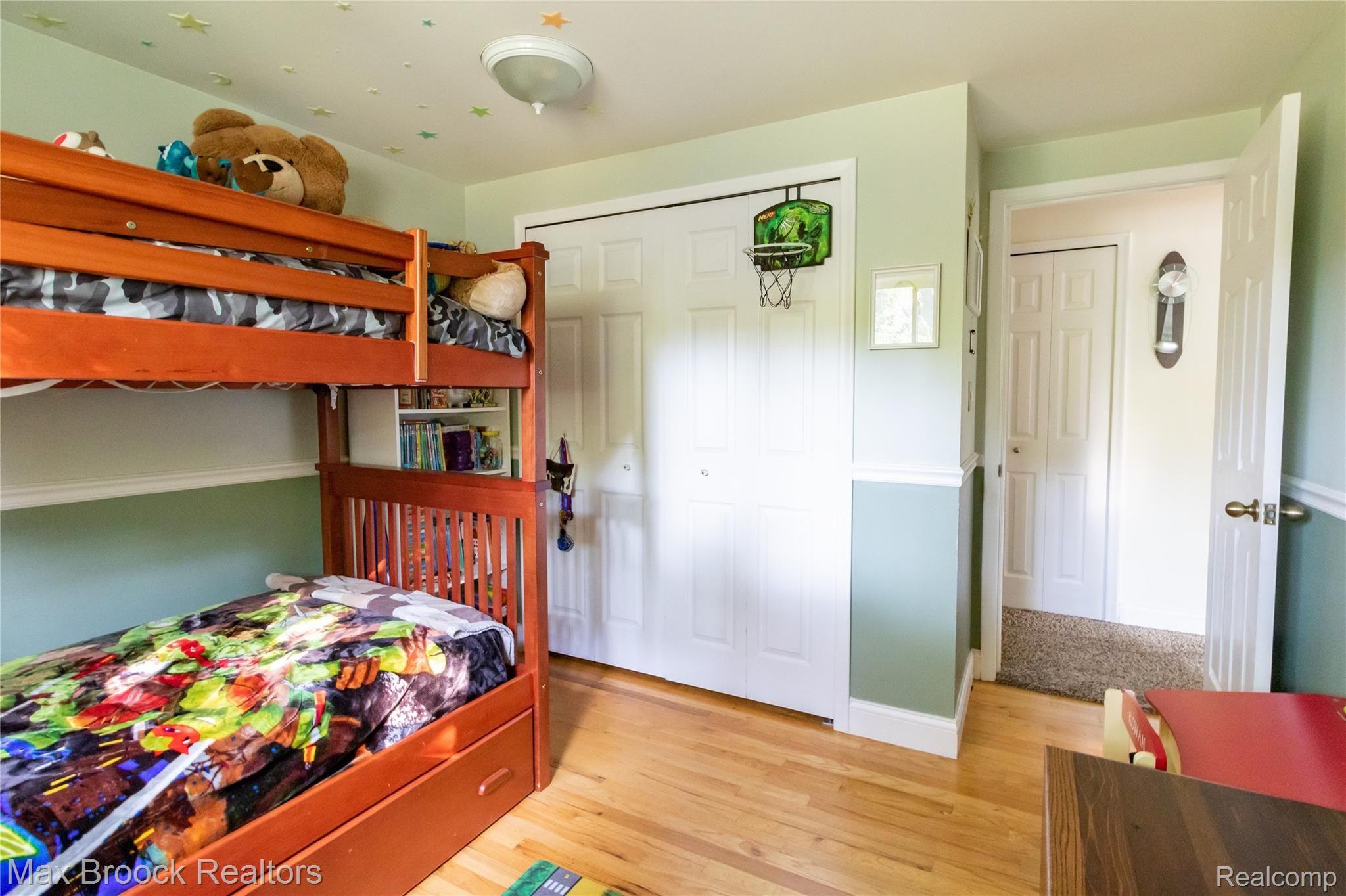 6257 Robin Hill Road Washington, MI 48094 - Photo 20 of 32 IMG_0021.jpg