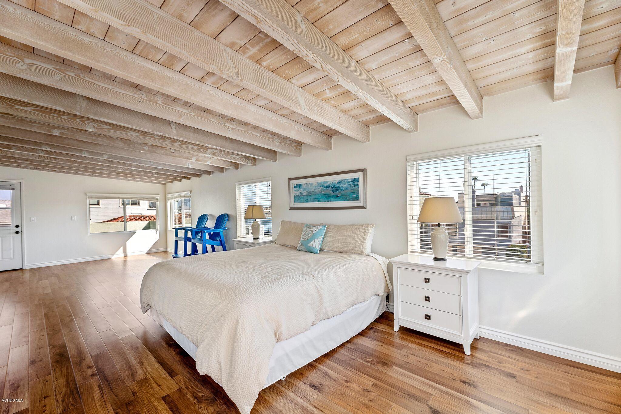 3208 Playa Court Oxnard, CA 93035 - Photo 16 of 23 Zk6hWgnw.jpeg