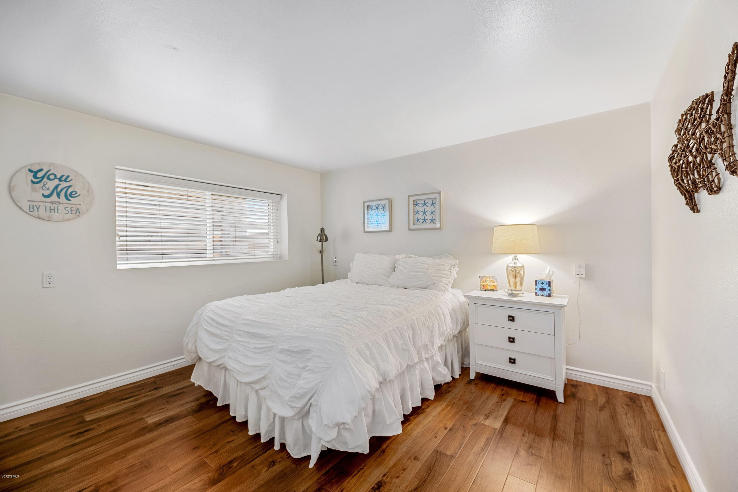 3208 Playa Court Oxnard, CA 93035 - Photo 23 of 23 eFKMC2Fg.jpeg